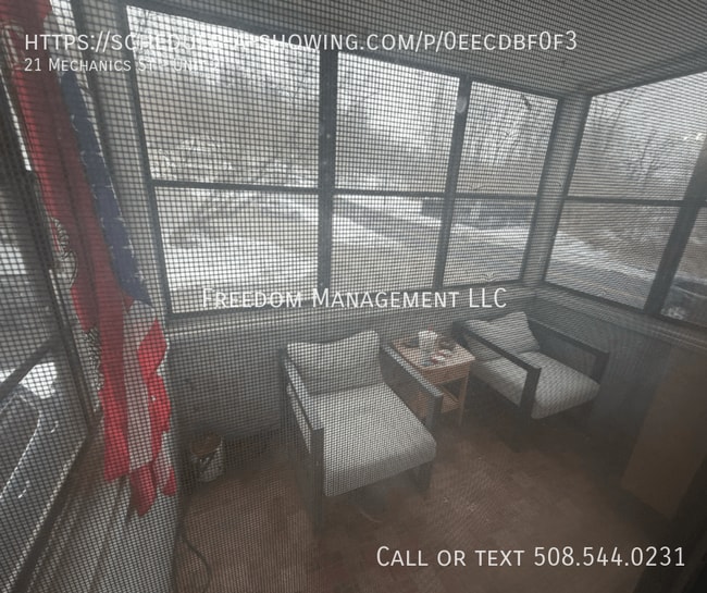 Building Photo - 21 Mechanics St