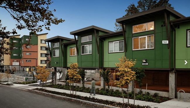 Building Photo - Broadway Vantage Apartments