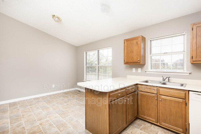 Building Photo - 336 Fox Harbour Dr