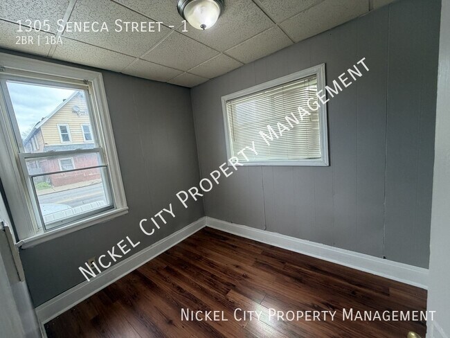 Foto del edificio - 1305 Seneca St