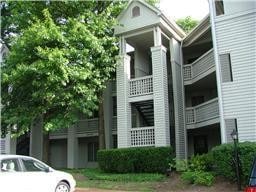 Primary Photo - 211 Hillsboro Pl