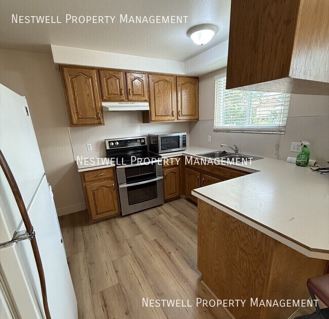 Building Photo - 3401 W Royalwood Cir