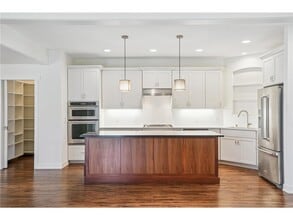 Building Photo - 11433 Wildflower Dr