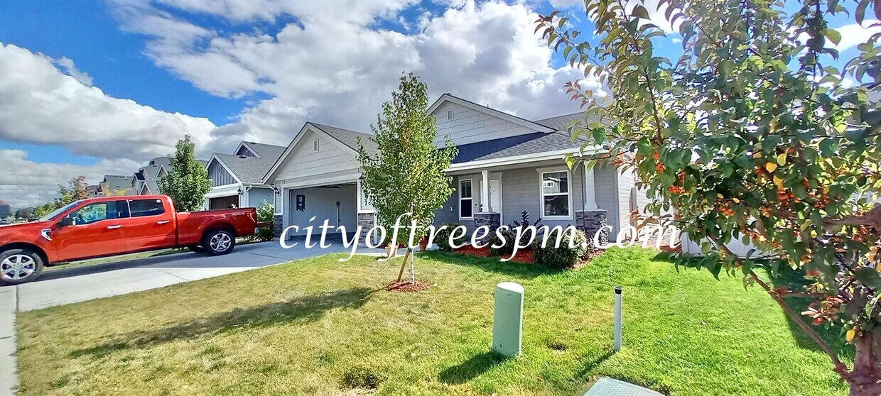 3 br, 2 bath House 257 W Wausau St House for Rent in Meridian, ID