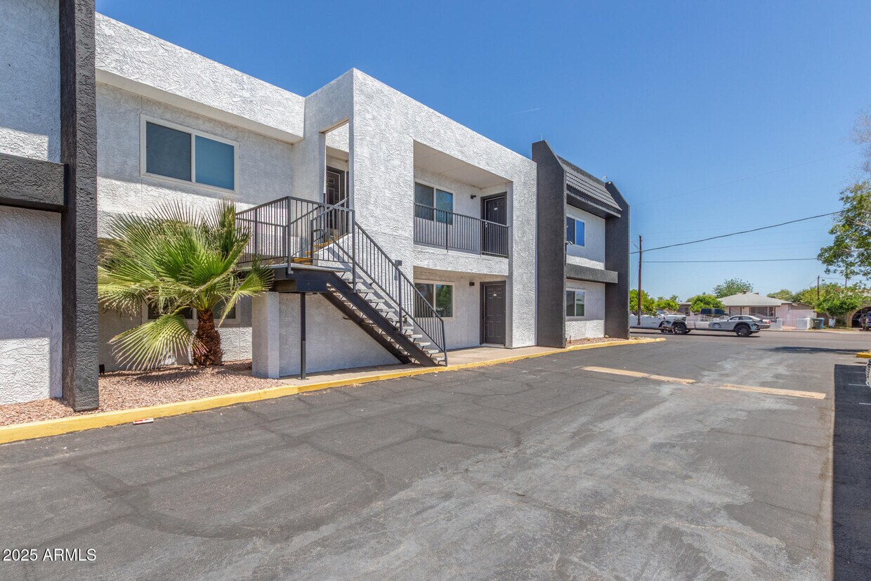 Foto principal - 1822 N 32nd St