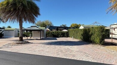 Building Photo - 2511 Lemonwood Ave