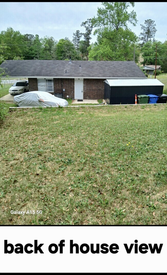 Foto del edificio - 6916 Bradshaw Dr