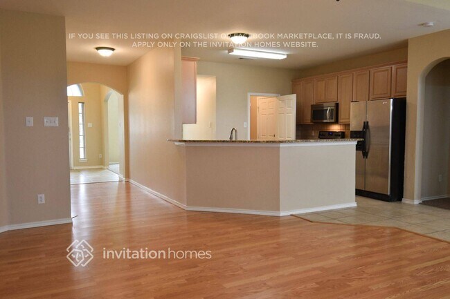 Foto del edificio - 505 Lakeview Cir