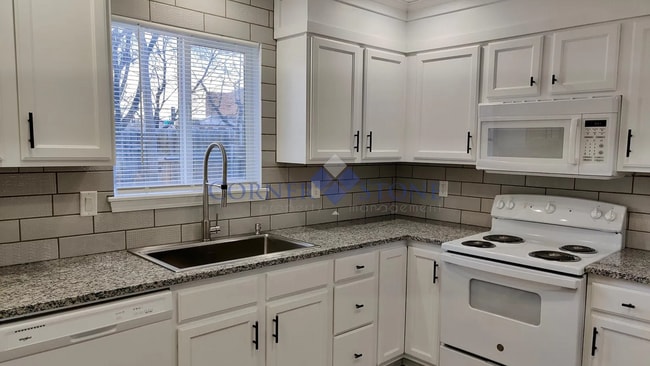 Building Photo - Charming Updated Home in Boise!