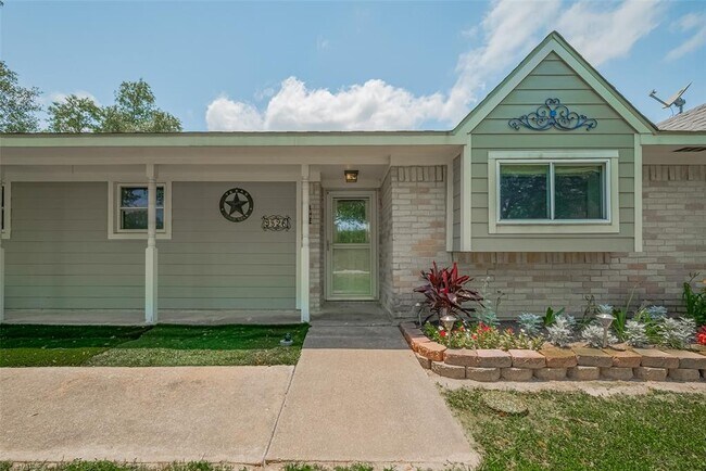 Building Photo - 9526 Sandy Ln