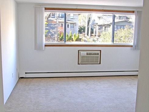 Foto del interior - 2832 Humboldt Ave S.