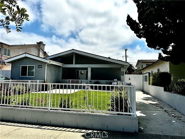 Foto principal - 2602 Apple Ave