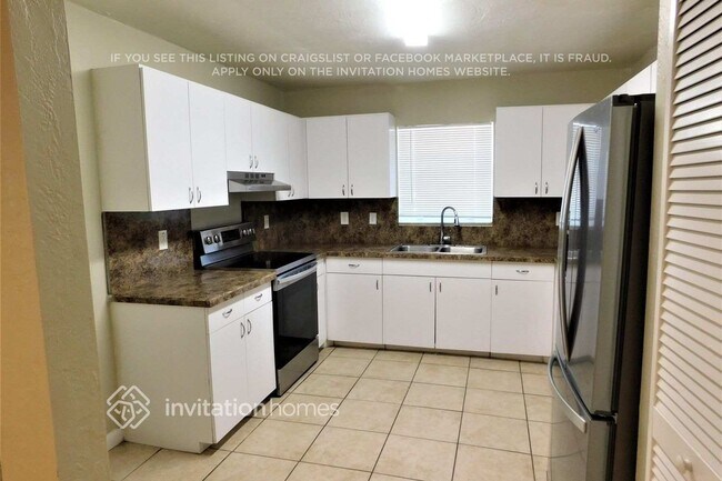 Foto del edificio - 1529 NW 1st Ave