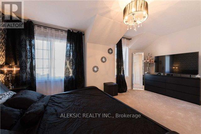 Building Photo - 39 Mayland Trl