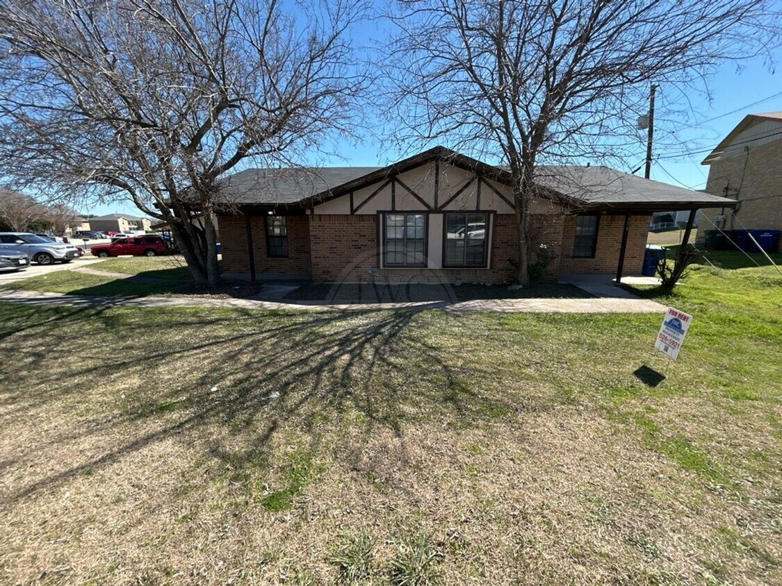 316 Erby Ave, Copperas Cove, TX 76522 Townhome Rentals in Copperas