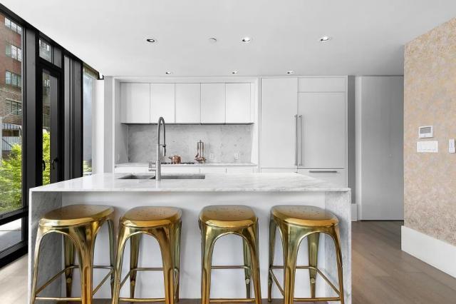 Building Photo - 2 bedroom in Brooklyn NY 11249