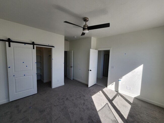 Foto del edificio - 492 S 900 W