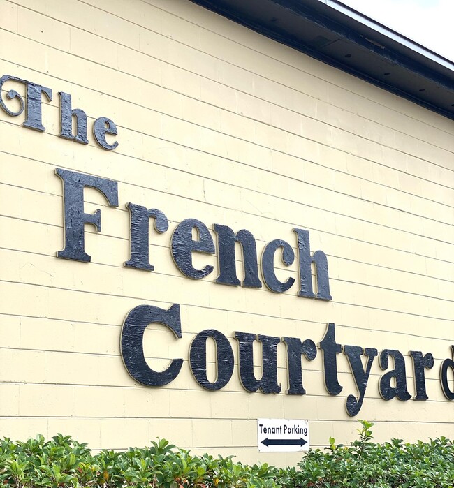 Building Photo - French Courtyard