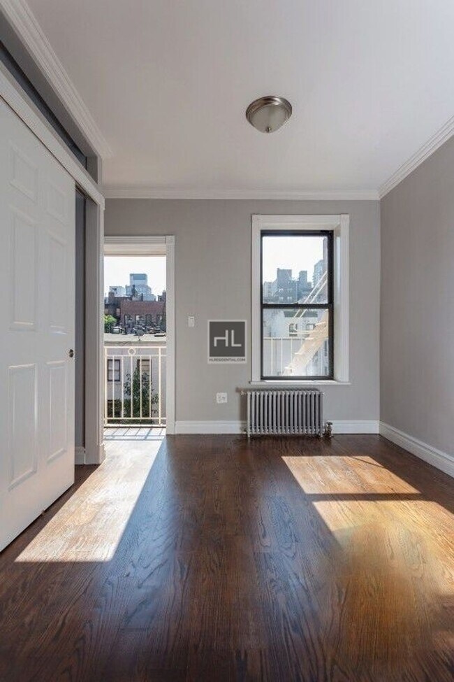 Foto del edificio - E 26TH ST.