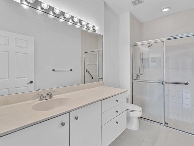 Building Photo - 6094 Lake Hibiscus Dr