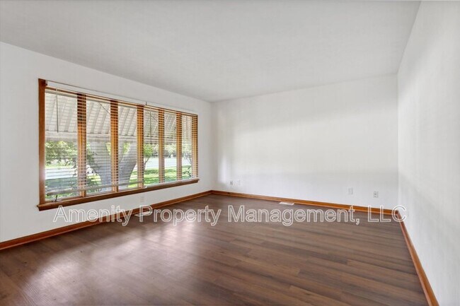 Foto del edificio - 1405 Todds Ln