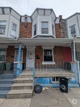 Building Photo - 150 N Yewdall St