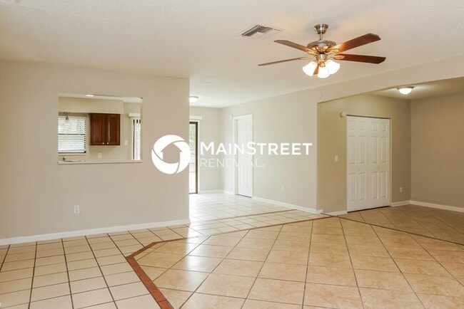 Foto del edificio - 3 Bedroom Pet-Friendly Home in Palm Bay, FL with Main Street Renewal