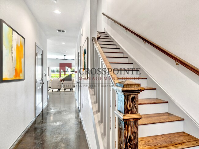 Building Photo - NOW OFFERING FIRST MONTH FREE W/ 12 MONTH LEASE - Luxury 3 Bedroom 2.5 Bath Townhome in Bullard, TX!