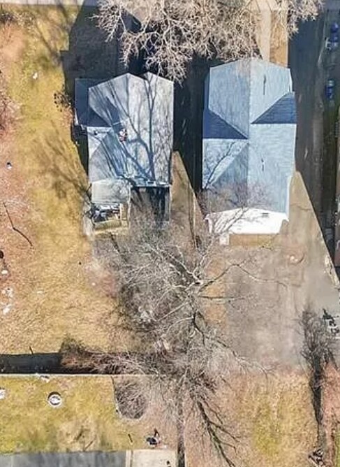 Foto del edificio - 213-215-215 Westland St