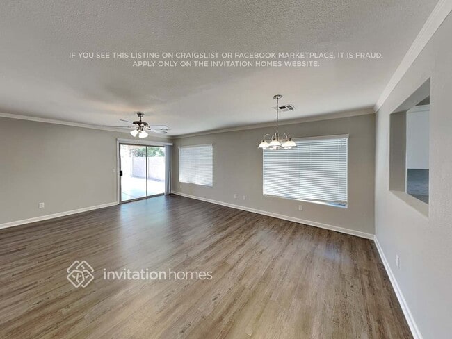 Building Photo - 12724 W Voltaire Ave