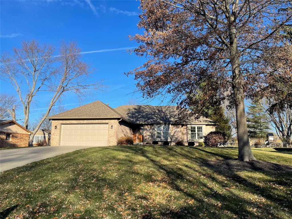 3032 Santiago Dr, Greenwood, IN 46143 House for Rent in Greenwood, IN