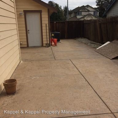 Building Photo - 265 Sanborn Ln