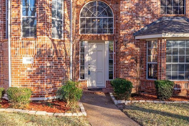 Building Photo - 703 Villanova Ct