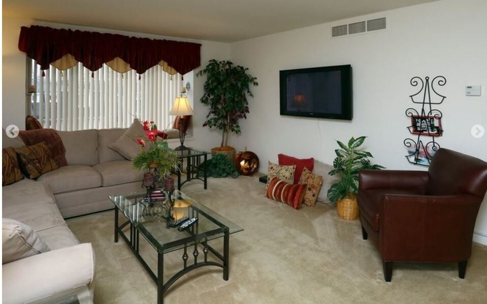 Foto principal - 193 Palmdale Dr