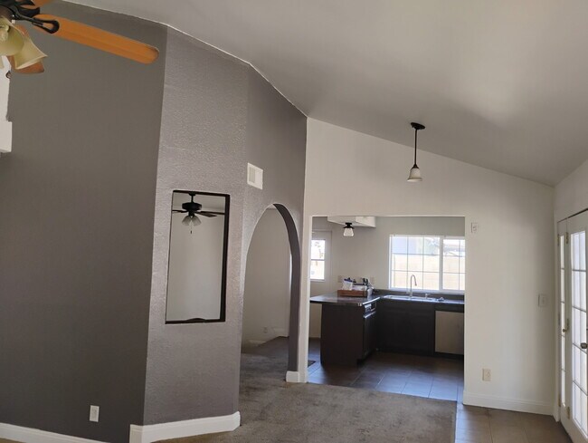 Foto del edificio - 12611 N 42nd Ave