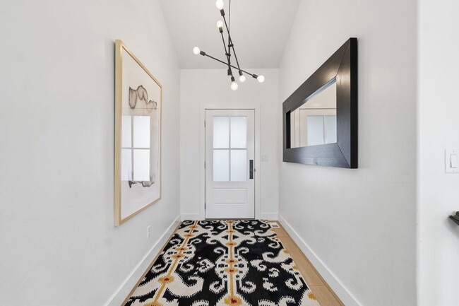 Foto del edificio - 1799 800 N