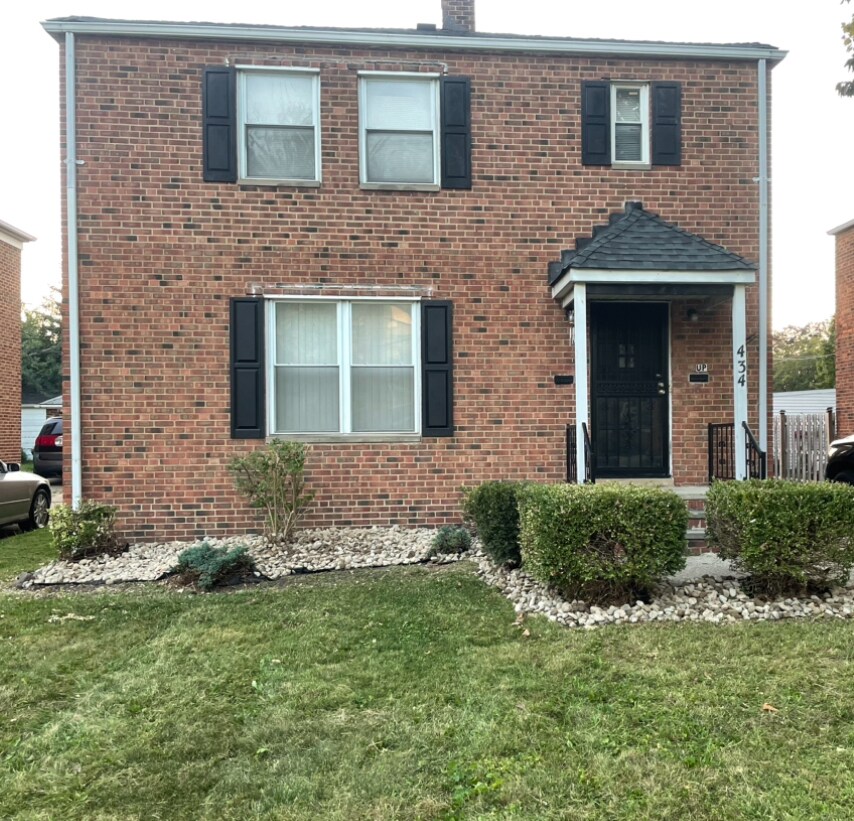434 E 222nd St Unit Up, Euclid, OH 44123 Condo for Rent in Euclid, OH