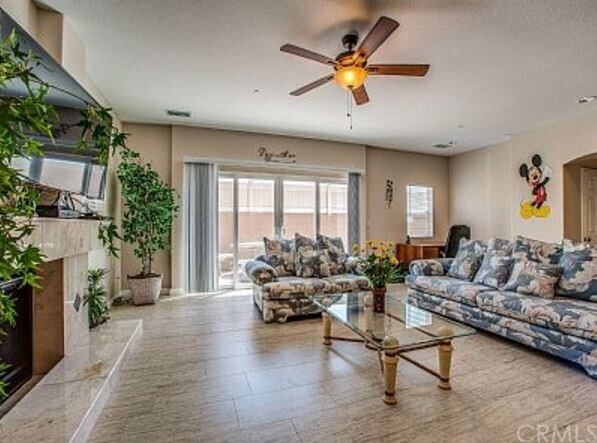 Foto del edificio - 606 E Orangewood Ave