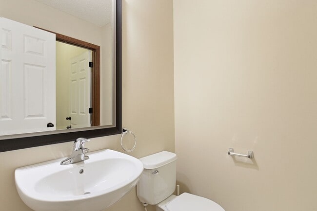 Building Photo - 9540 Washington Boulevard