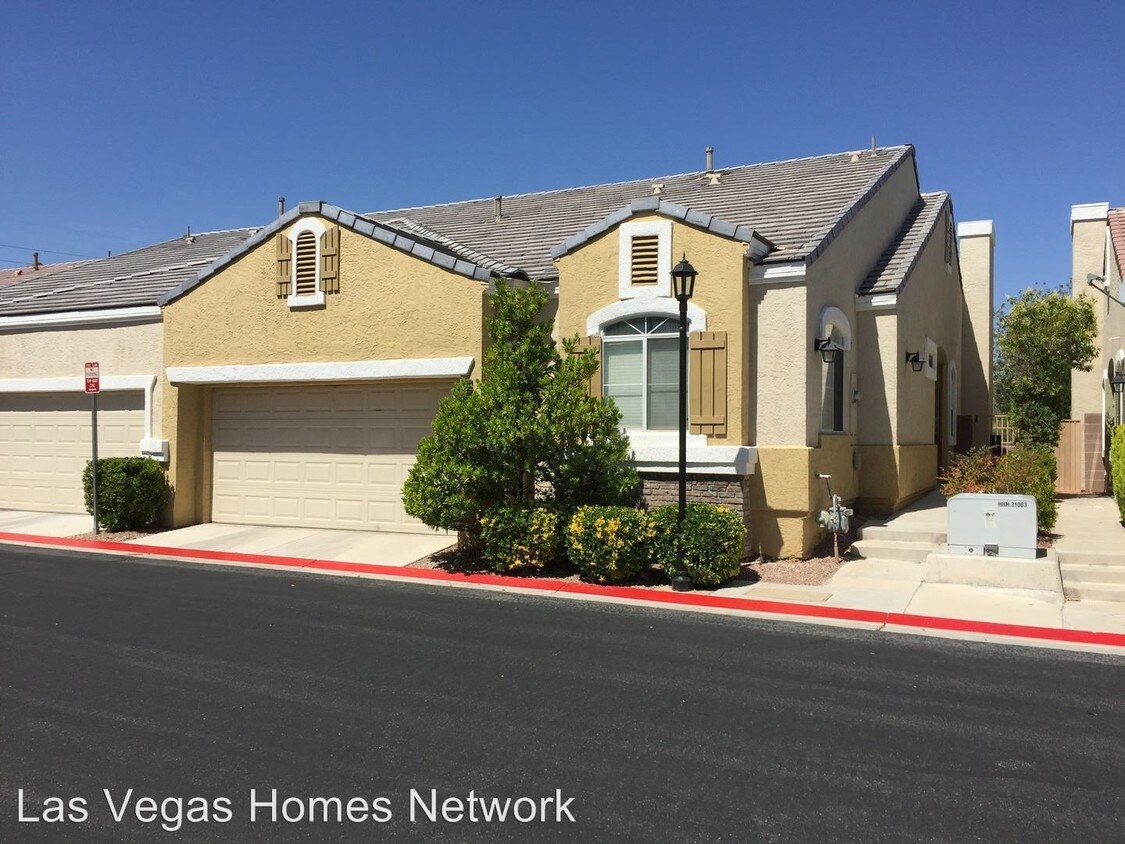 Foto principal - 1025 Collingtree St