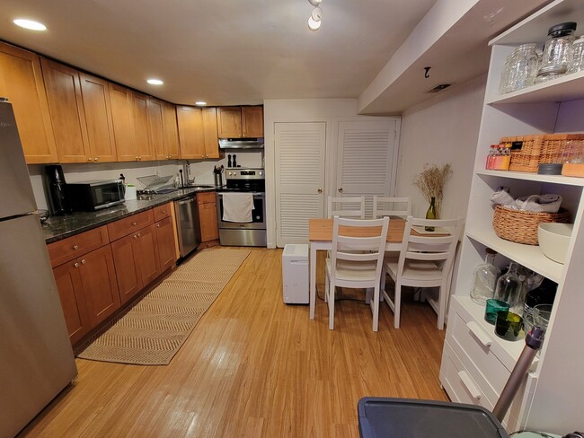 Foto del edificio - 1124 N 4th St