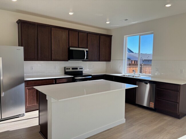 Foto del edificio - 17058 126th St E