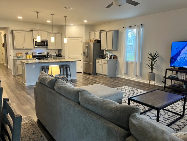 Building Photo - 5012 Paddy Fld Wy