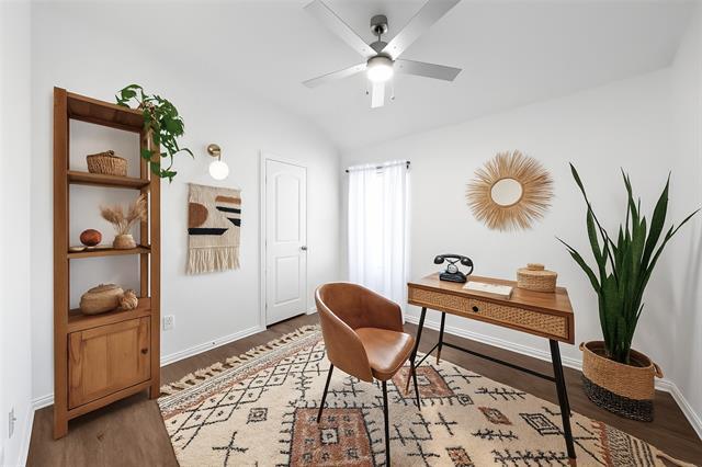 Foto del edificio - 304 Knoll Pines Drive