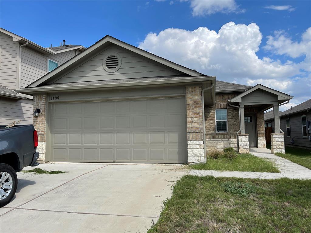 Foto principal - 14101 Levy Ln
