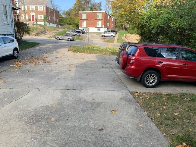 Foto del edificio - 3042 Gilbert Ave