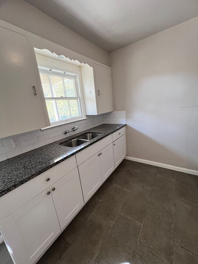 Foto del edificio - Historic District, Monticello Park