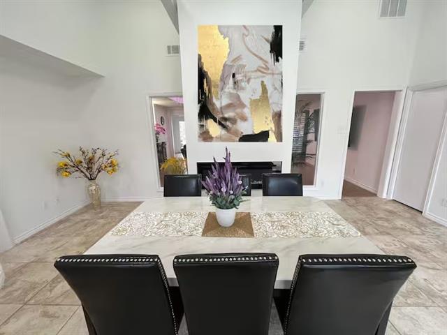 Foto del edificio - 613 Glenview Cir