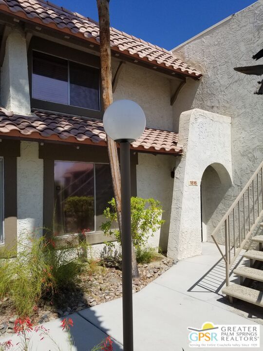 Foto del edificio - 1816 N Mira Loma Way
