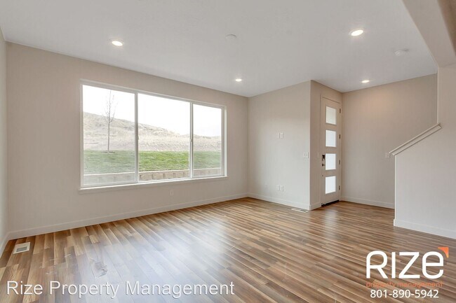 Building Photo - 3 br, 2 bath House - 969 W Tiffany Dale Way